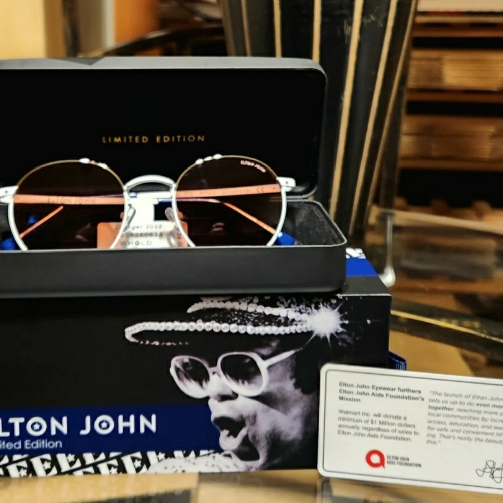 2022 Walmart Limited Edition Los Angeles Dodgers LA 22 Elton John Sunglasses LE